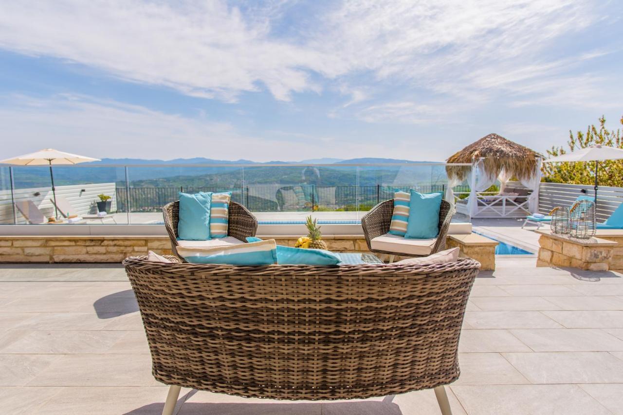 Alkiviades Villa Theletra ภายนอก รูปภาพ